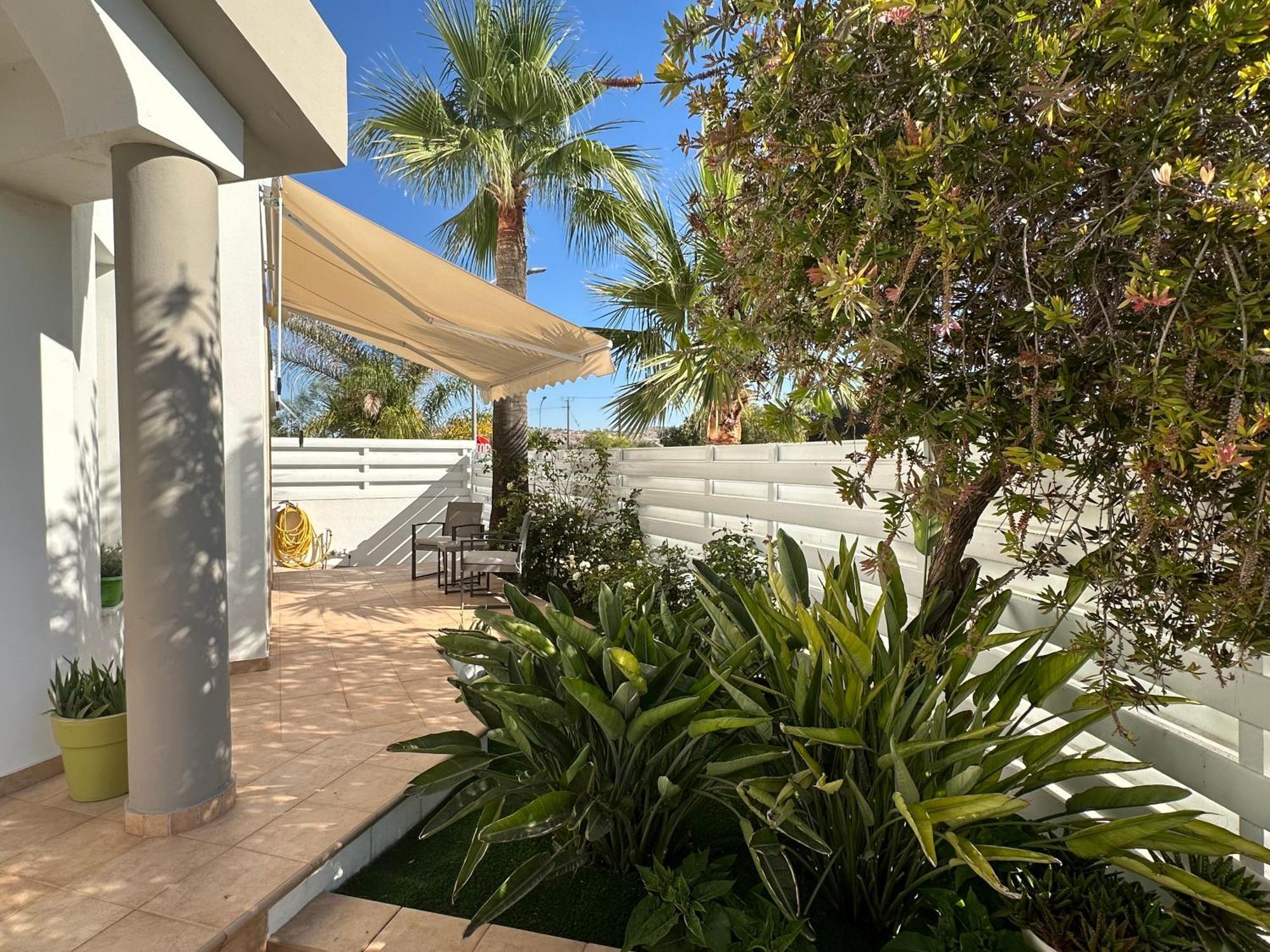 Villa Andy-350 M From The Beach Larnaca Extérieur photo