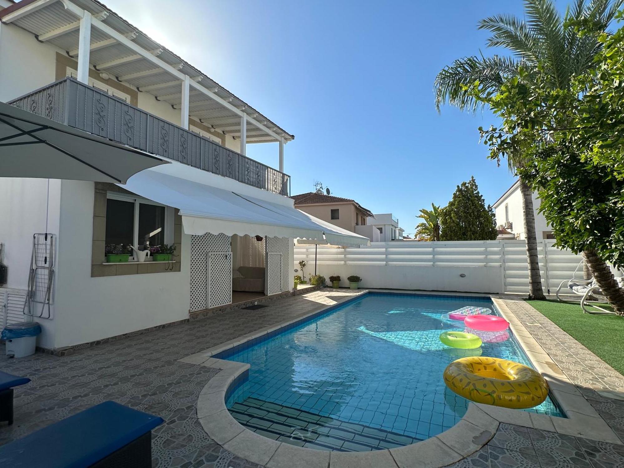 Villa Andy-350 M From The Beach Larnaca Extérieur photo
