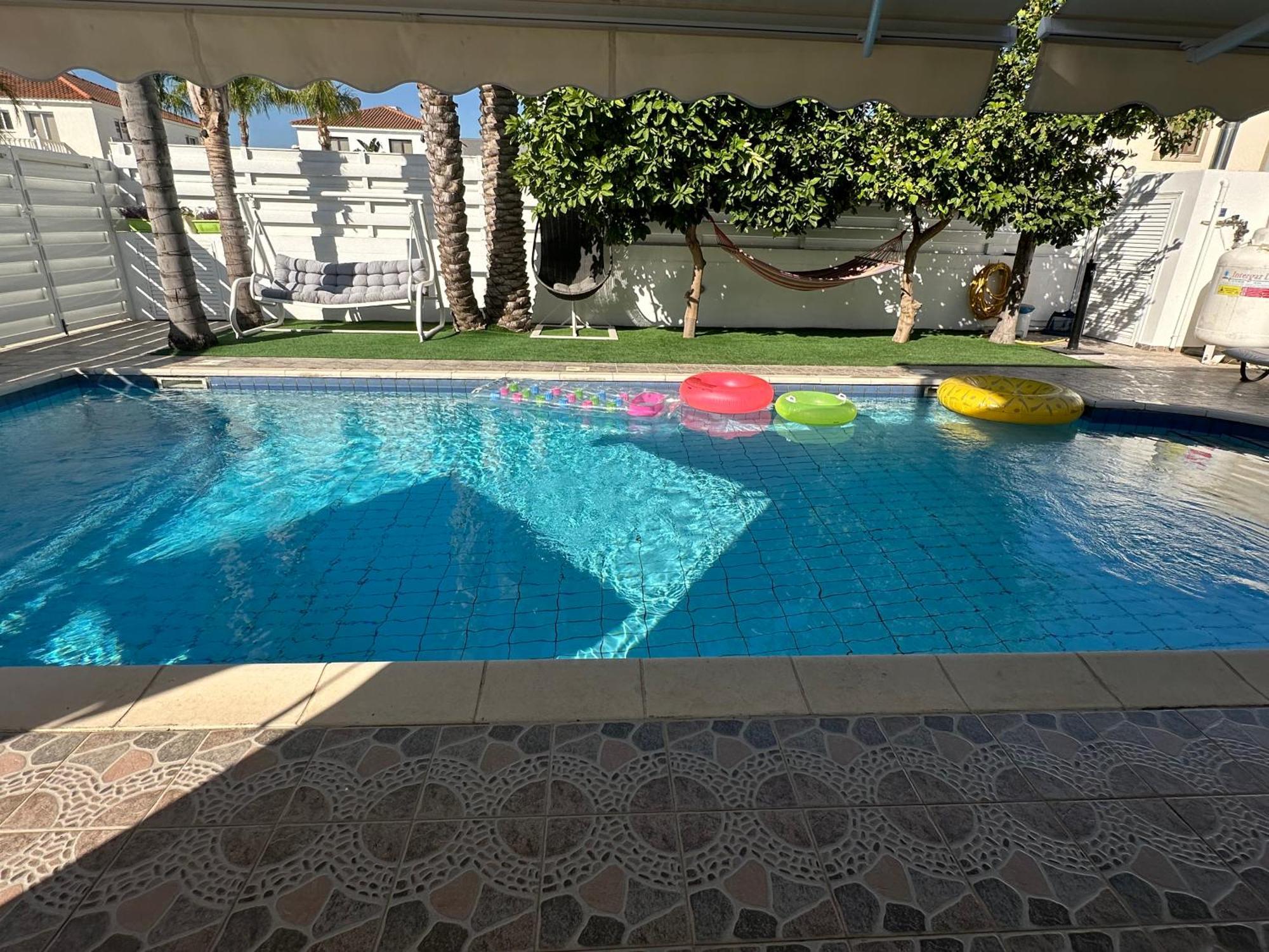 Villa Andy-350 M From The Beach Larnaca Extérieur photo
